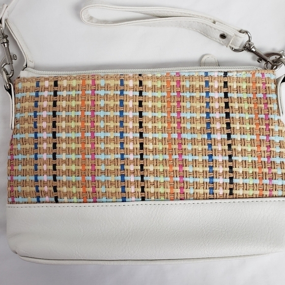 STONE Mountain NWOT Crossbody Wristlet Adjustable Strap White and Tan Woven - Picture 15 of 16